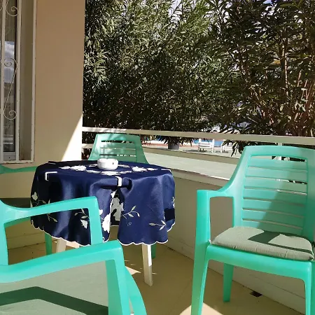 Green Park Oasis Apartment